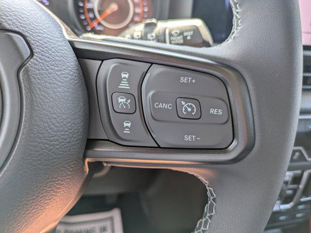 new 2025 Jeep Wrangler car, priced at $47,584