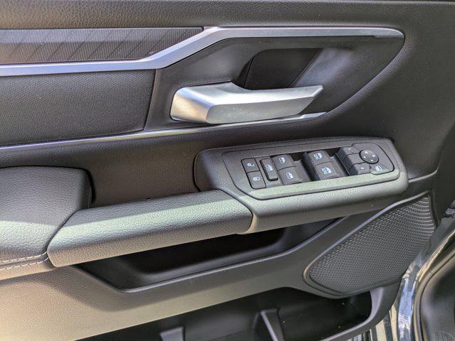 new 2025 Ram 1500 car, priced at $61,673