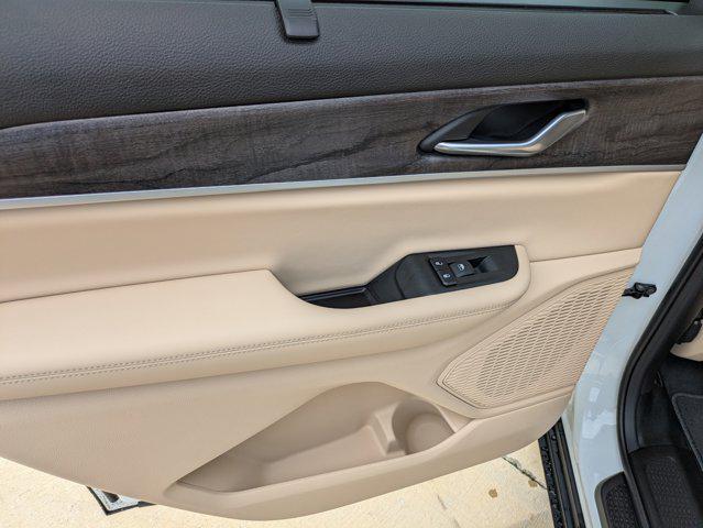 new 2025 Jeep Grand Cherokee L car, priced at $51,538
