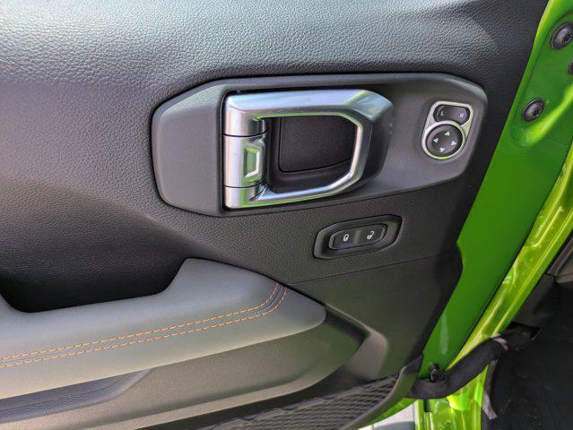 new 2025 Jeep Gladiator car, priced at $60,157