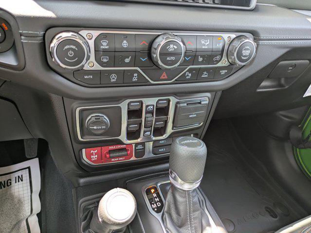 new 2025 Jeep Gladiator car, priced at $60,157
