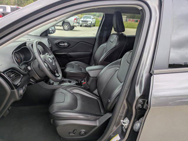 used 2023 Jeep Cherokee car, priced at $25,990