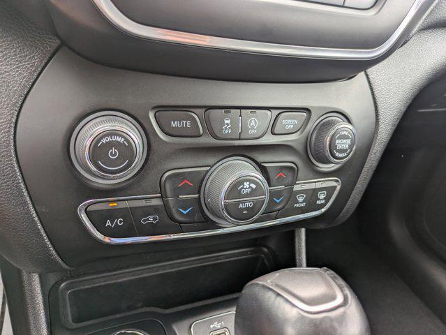 used 2023 Jeep Cherokee car, priced at $25,990