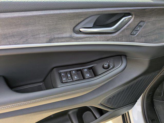 new 2025 Jeep Grand Cherokee L car, priced at $51,625