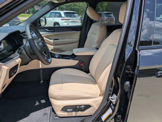 new 2025 Jeep Grand Cherokee L car, priced at $50,220