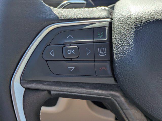 new 2025 Jeep Grand Cherokee car, priced at $47,525