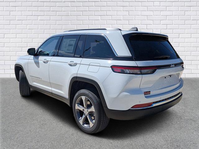 new 2025 Jeep Grand Cherokee car, priced at $47,525