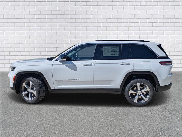 new 2025 Jeep Grand Cherokee car, priced at $47,525