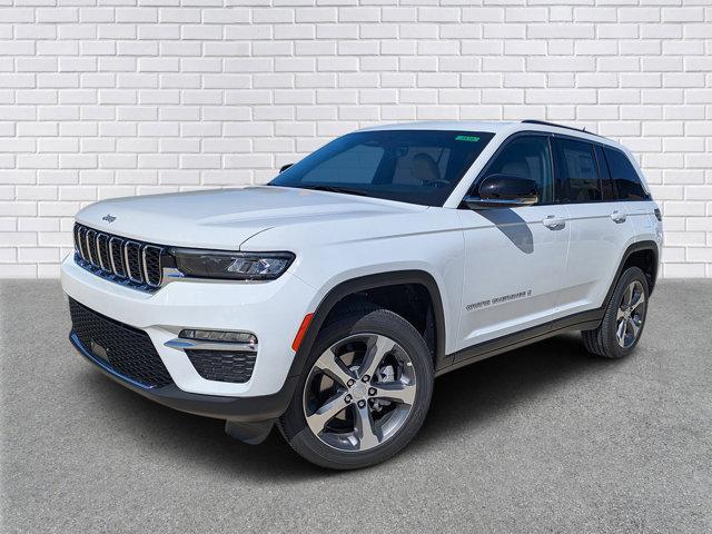 new 2025 Jeep Grand Cherokee car, priced at $47,525