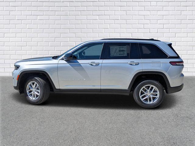 new 2025 Jeep Grand Cherokee car, priced at $38,197