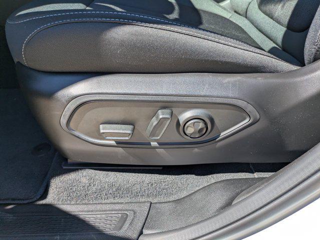 new 2025 Jeep Grand Cherokee car, priced at $38,197