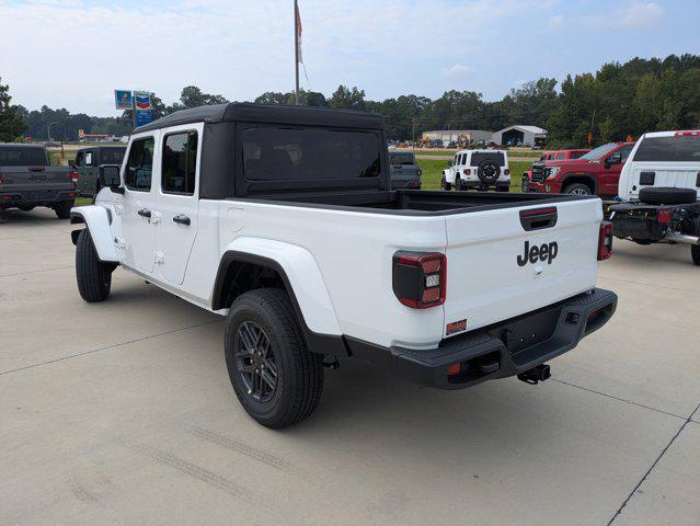 new 2025 Jeep Gladiator car, priced at $46,705