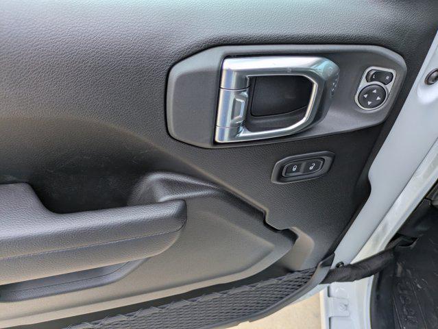 new 2025 Jeep Gladiator car, priced at $46,705