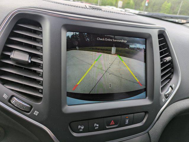 used 2023 Jeep Cherokee car, priced at $25,990