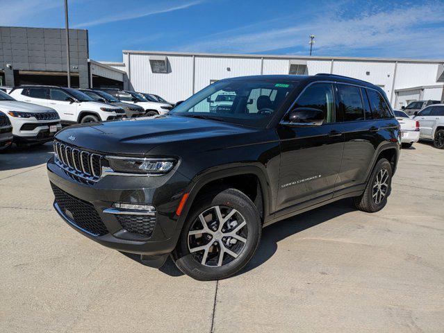 new 2024 Jeep Grand Cherokee car, priced at $49,925