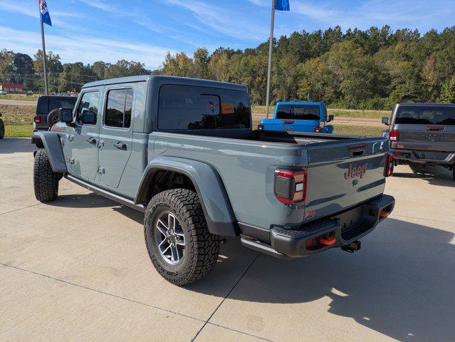new 2025 Jeep Gladiator car, priced at $61,900