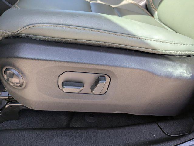 new 2025 Jeep Gladiator car, priced at $61,900