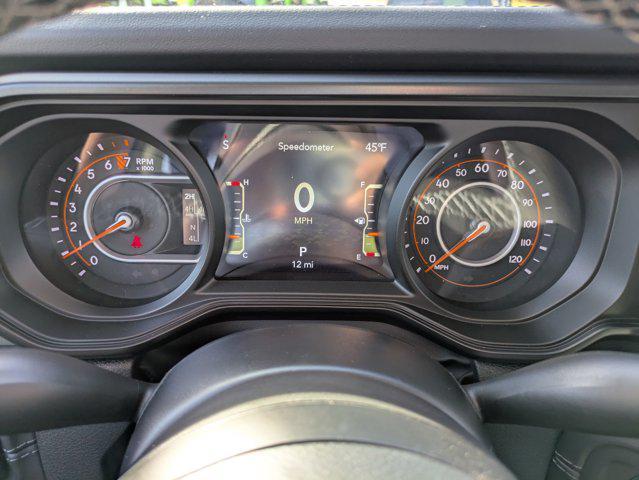 new 2025 Jeep Gladiator car, priced at $61,900