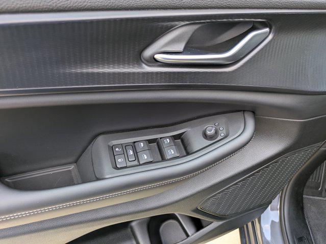 new 2025 Jeep Grand Cherokee L car, priced at $41,597