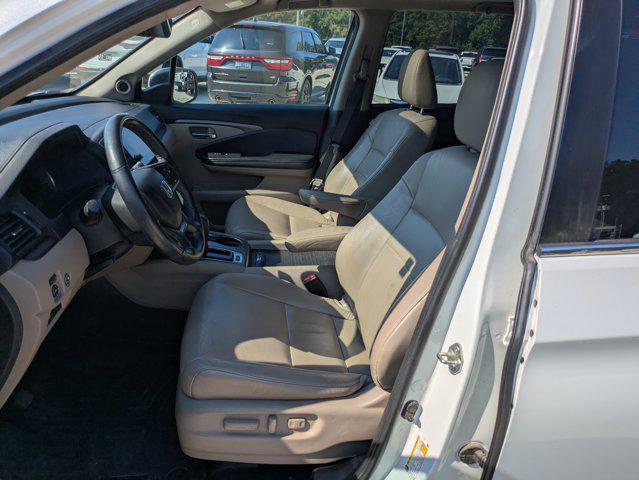 used 2020 Honda Pilot car, priced at $18,999