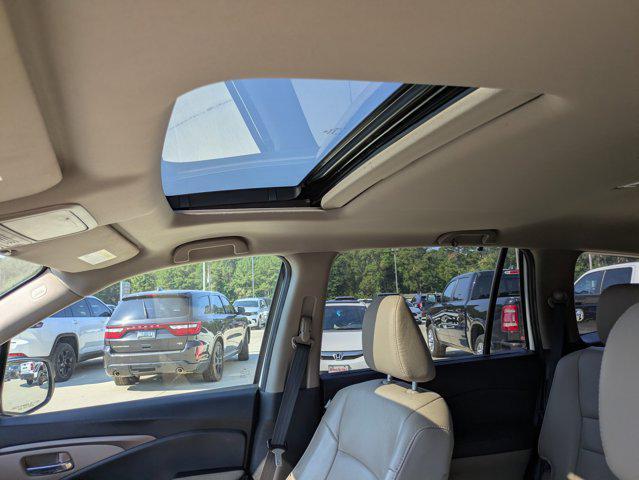 used 2020 Honda Pilot car, priced at $18,999
