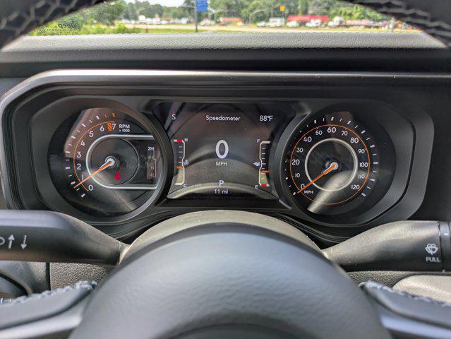 new 2025 Jeep Gladiator car, priced at $51,005