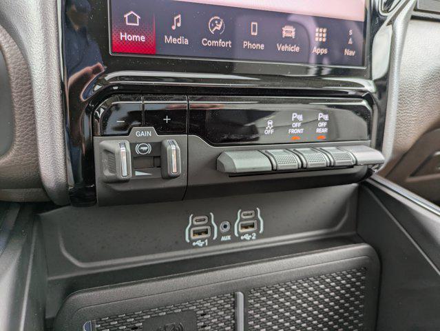 new 2025 Ram 1500 car, priced at $71,172