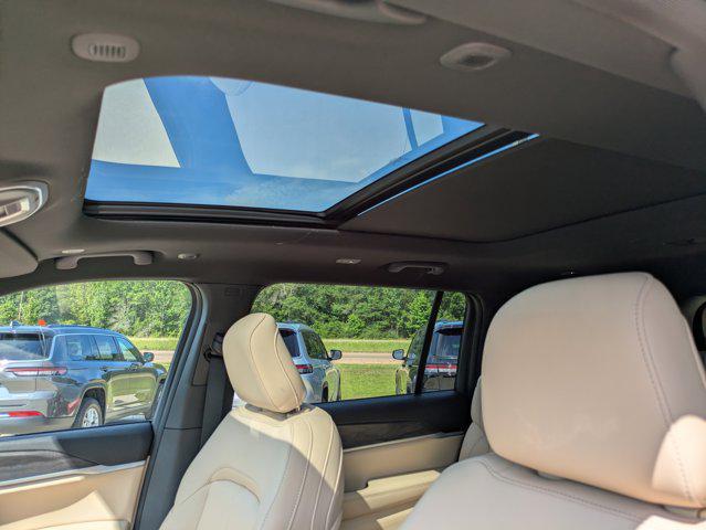 new 2025 Jeep Grand Cherokee L car, priced at $48,568