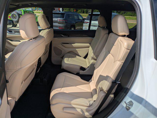 new 2025 Jeep Grand Cherokee L car, priced at $48,568