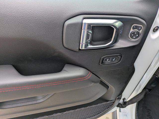 new 2025 Jeep Wrangler car, priced at $60,986