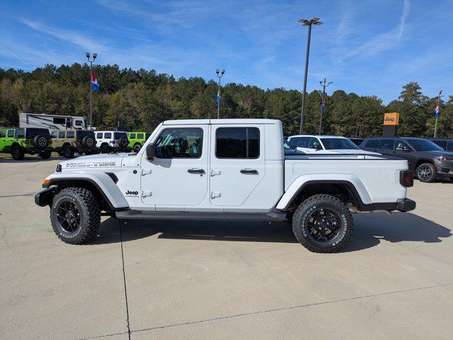 new 2025 Jeep Gladiator car, priced at $48,002