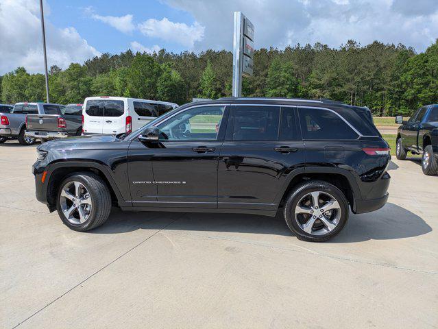 used 2023 Jeep Grand Cherokee car, priced at $32,995