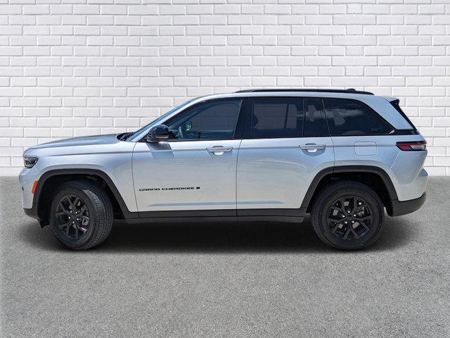 used 2024 Jeep Grand Cherokee car, priced at $36,990