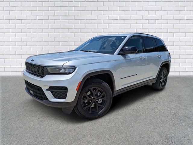 used 2024 Jeep Grand Cherokee car, priced at $36,990