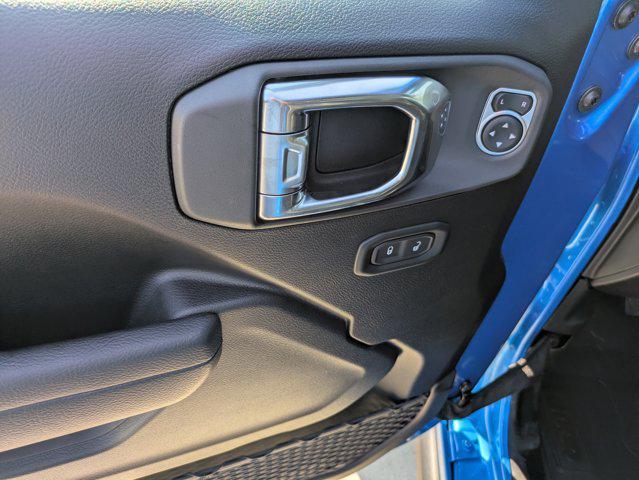 new 2025 Jeep Wrangler car, priced at $59,990