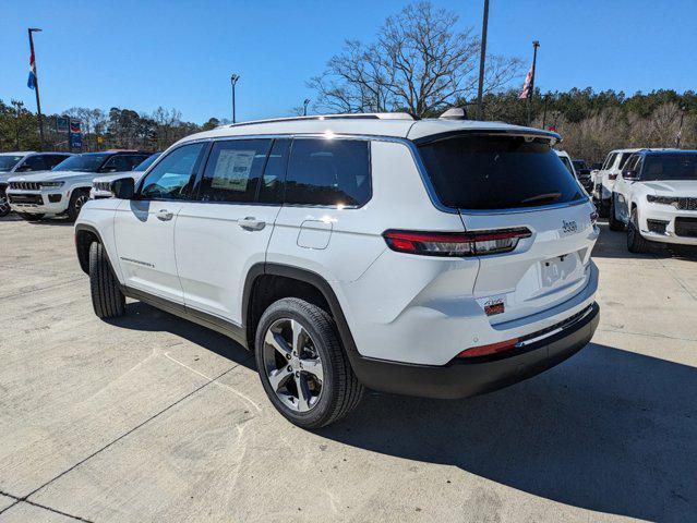 new 2024 Jeep Grand Cherokee L car, priced at $58,248