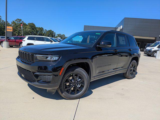new 2025 Jeep Grand Cherokee car, priced at $43,615