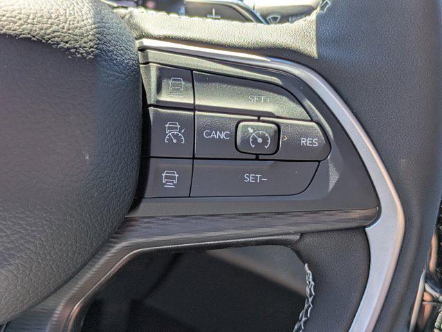 new 2025 Jeep Grand Cherokee car, priced at $43,615