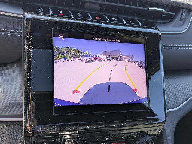 new 2025 Jeep Grand Cherokee car, priced at $43,615