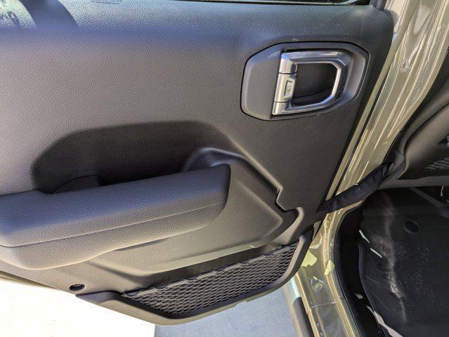 new 2025 Jeep Wrangler car, priced at $61,990