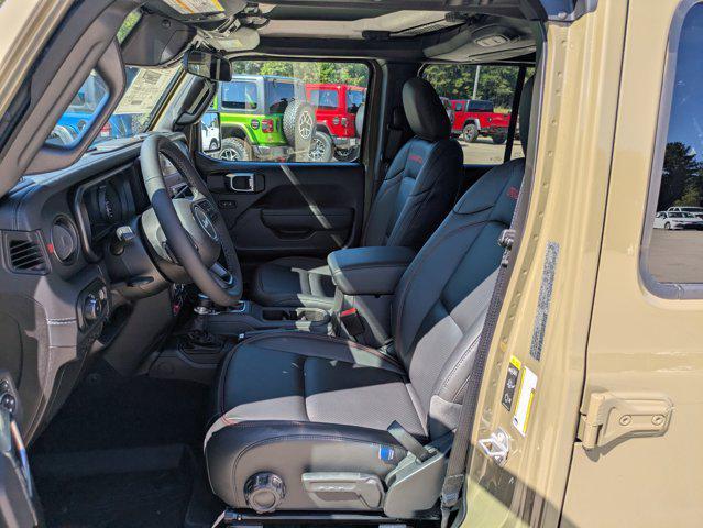 new 2025 Jeep Wrangler car, priced at $61,990