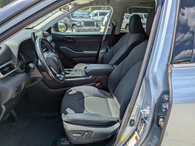 used 2021 Toyota Highlander car, priced at $24,449