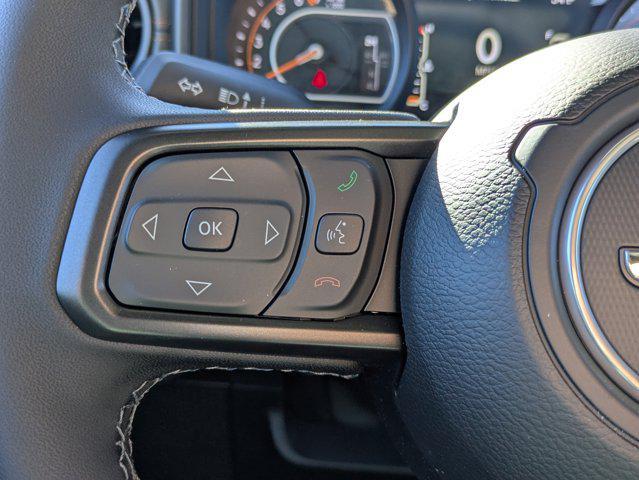 new 2025 Jeep Gladiator car, priced at $65,555