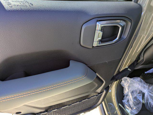 new 2025 Jeep Gladiator car, priced at $65,555