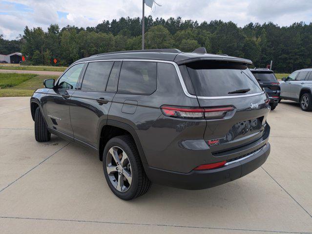 new 2025 Jeep Grand Cherokee L car, priced at $49,928