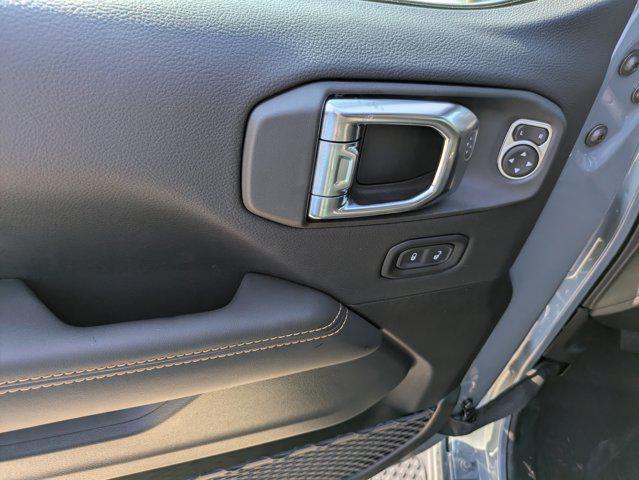 new 2025 Jeep Gladiator car, priced at $51,360