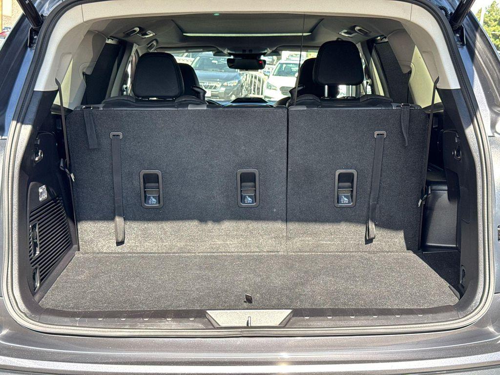 used 2023 Subaru Ascent car, priced at $35,995