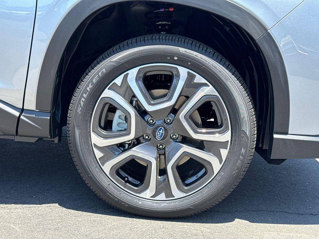 new 2025 Subaru Ascent car, priced at $50,319