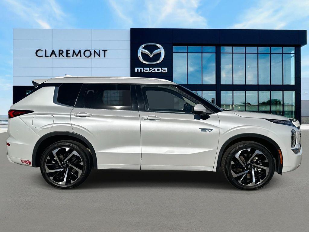 used 2023 Mitsubishi Outlander PHEV car, priced at $29,559