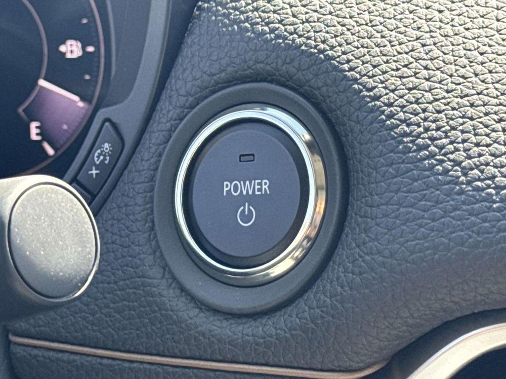 new 2025 Mazda CX-70 PHEV car, priced at $55,738